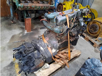 : фото в шапке страницы