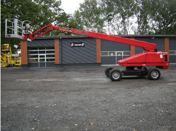 Грузовик с подъемником SNORKEL