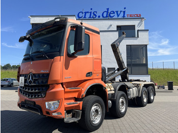 Крюковой мультилифт MERCEDES-BENZ Arocs 3251