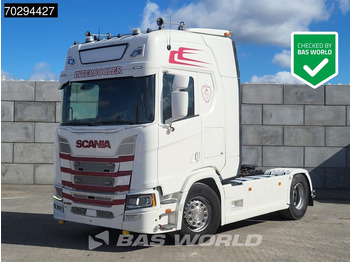 Тягач SCANIA R 450
