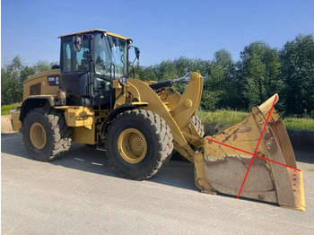 Колёсный погрузчик CATERPILLAR 926M