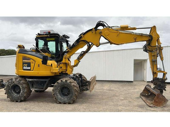 Колёсный экскаватор KOMATSU