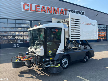 Подметально-уборочная машина RAVO