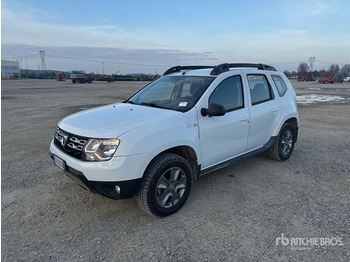 Внедорожник DACIA