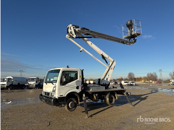 Грузовик с подъемником OIL&STEEL