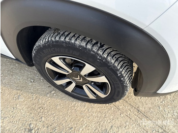 Легковой автомобиль 2019 Citroen C3 Aircross PURETECH 110 SeS SHINE Automobile: фото 4 Легковой автомобиль 2019 Citroen C3 Aircross PURETECH 110 SeS SHINE Automobile: фото 4