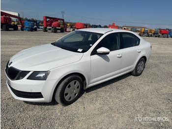 Легковой автомобиль ŠKODA