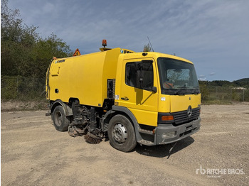 Подметально-уборочная машина MERCEDES-BENZ Atego