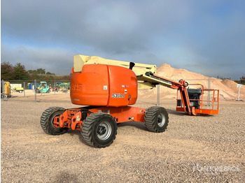 Коленчатый подъемник JLG