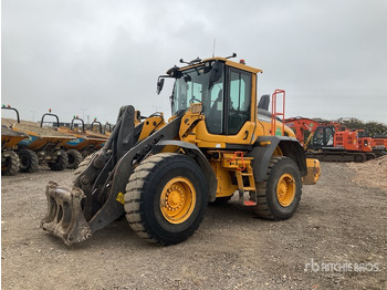 Колёсный погрузчик VOLVO L90H