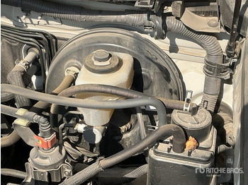 Внедорожник 2018 Toyota Prado TX 150L 4x4 SUV: фото 4