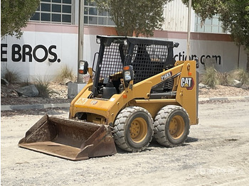 Мини-погрузчик с бортовым поворотом CATERPILLAR 216B3