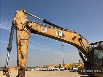 Гусеничный экскаватор CATERPILLAR 323D3