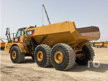 Сочленённый самосвал CATERPILLAR 740B