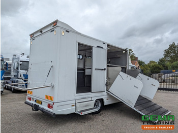 Коневоз MAN TGL 12.250