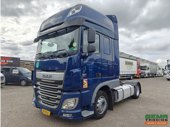 Тягач DAF XF 440