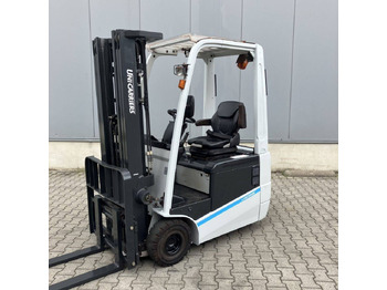 : фото в шапке страницы