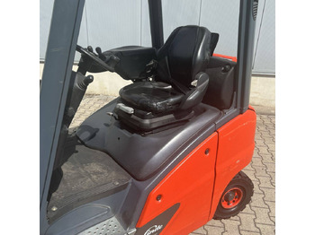 Газовый погрузчик Linde H18T (391-02) EVO: фото 4