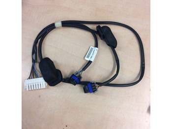 : фото в шапке страницы