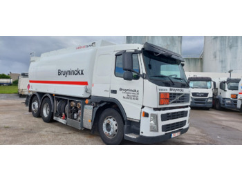Грузовик-цистерна VOLVO FM: фото 5