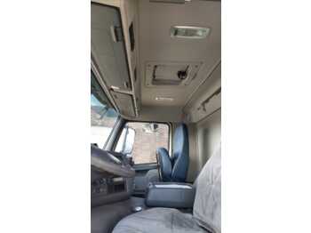 Грузовик-цистерна VOLVO FM: фото 5 Грузовик-цистерна VOLVO FM: фото 5