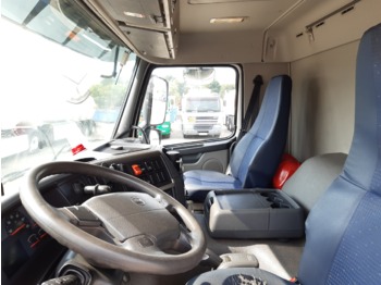 Фото интерьера 1: Грузовик-цистерна Volvo FMFH