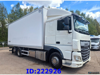 Изотермический грузовик DAF XF 106 440
