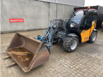 Телескопический погрузчик GIANT