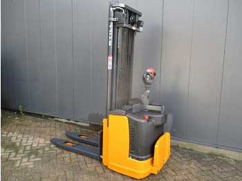 Штабелер STILL