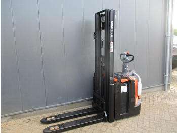 Штабелер Toyota SPE 120L: фото 2