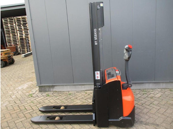 Штабелер TOYOTA