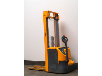 Штабелер Jungheinrich EJC214: фото 2 Штабелер Jungheinrich EJC214: фото 2