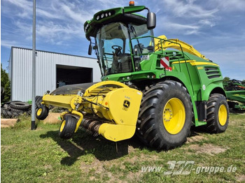 Кормоуборочный комбайн JOHN DEERE 8600