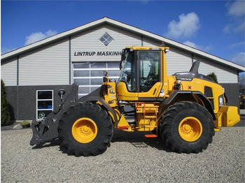 Колёсный погрузчик VOLVO L90H