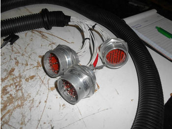 Новый Кабели/ Провода для Строительной техники Case 76077923 -: фото 2 Новый Кабели/ Провода для Строительной техники Case 76077923 -: фото 2