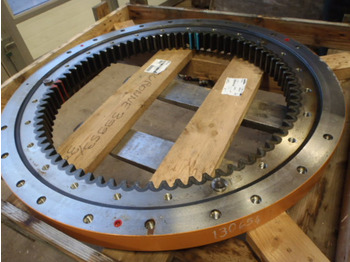 Поворотное кольцо CASE