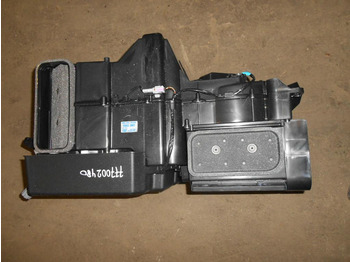 : фото в шапке страницы