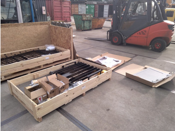 Кузов и экстерьер CATERPILLAR