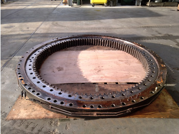 Поворотное кольцо HITACHI