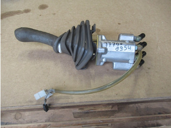 Кабина и интерьер HITACHI