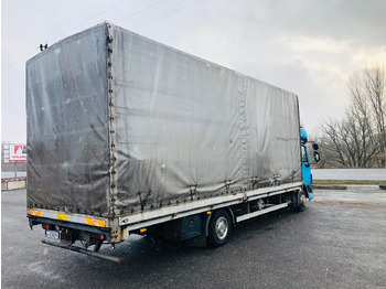 Тентованный грузовик DAF LA LF45.220 G12: фото 3