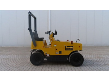 Пневмоколесный каток SAKAI