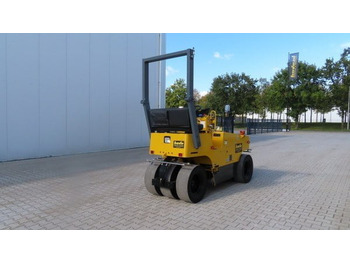 Пневмоколесный каток Sakai TS 160-3: фото 2