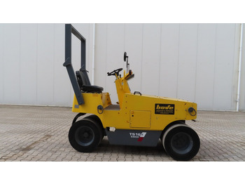 Пневмоколесный каток SAKAI