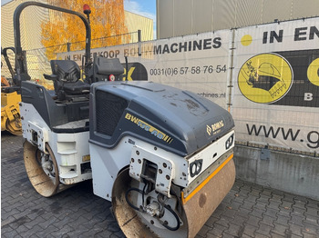 : фото в шапке страницы