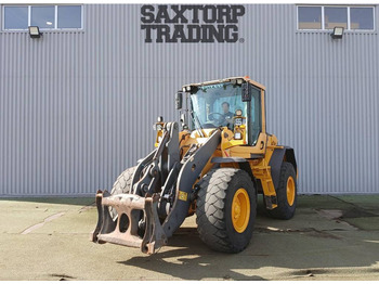 Колёсный погрузчик VOLVO L70F