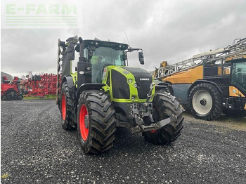 Трактор CLAAS Axion 930