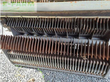 Сельскохозяйственный прицеп-самосвал CLAAS cargos 8500 s: фото 3 Сельскохозяйственный прицеп-самосвал CLAAS cargos 8500 s: фото 3