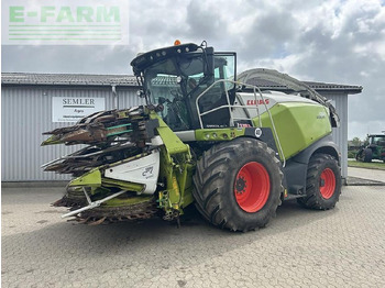 Кормоуборочный комбайн CLAAS Jaguar 950