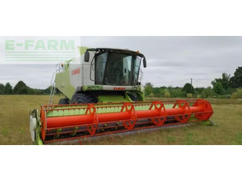 Зерноуборочный комбайн CLAAS Lexion 740
